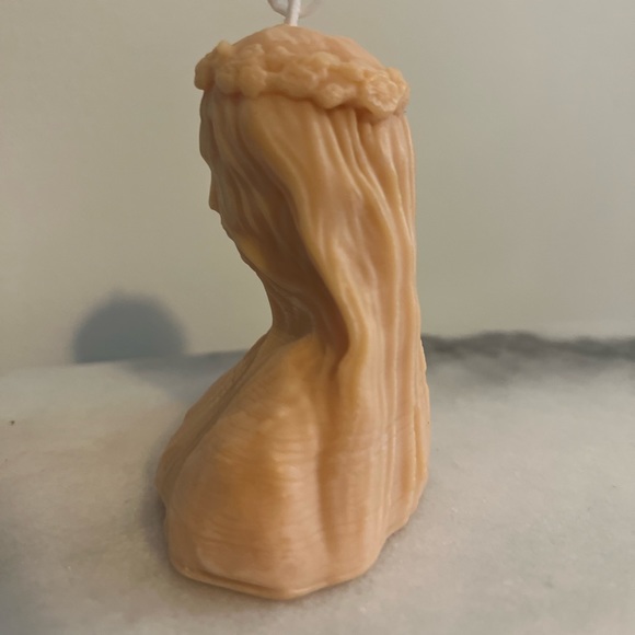 Bride Soy Wax Candle-Lavender Scent - Picture 2 of 4